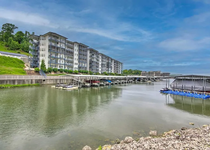 Breezy Lake Ozark Escape Dock, Slip And Pool!