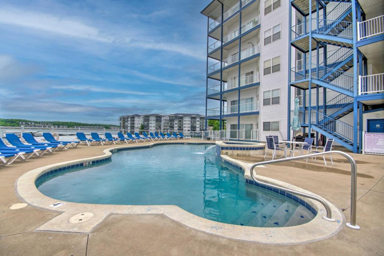 Apartment Breezy Ozark Escape Dock, Slip And Pool! Lake Ozark
